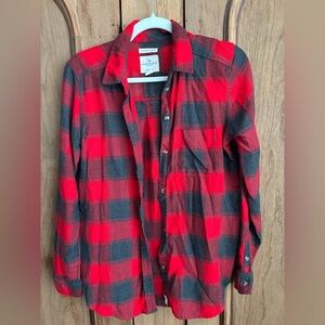 AEO Boyfriend Fit flannel shirt.Red and black buffalo check, size Small